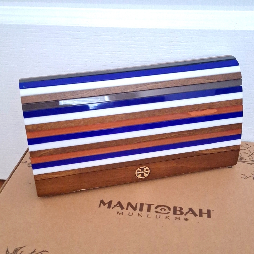 Tory Burch wooden clutch, brown and blue colour stylish clutch.